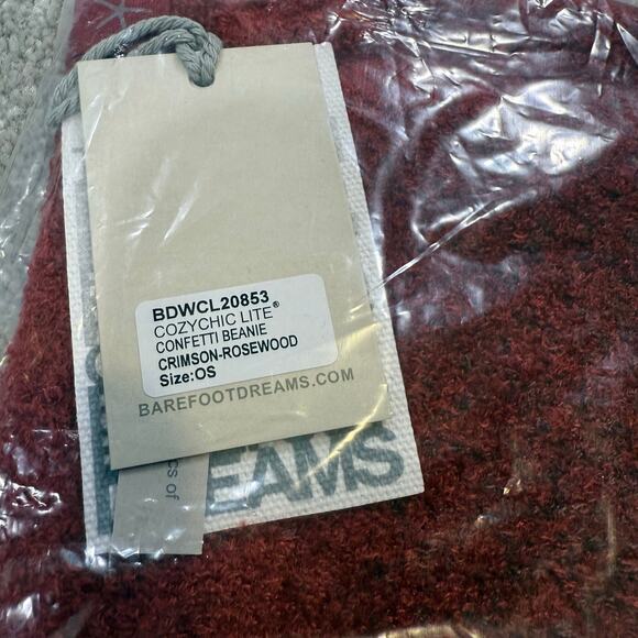 Barefoot Dreams NWT Cozy Chic Lite Confetti Beanie Hat Crimson Rosewood Red - Picture 7 of 10